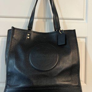Coach Dempsey leather tote w/black patch
